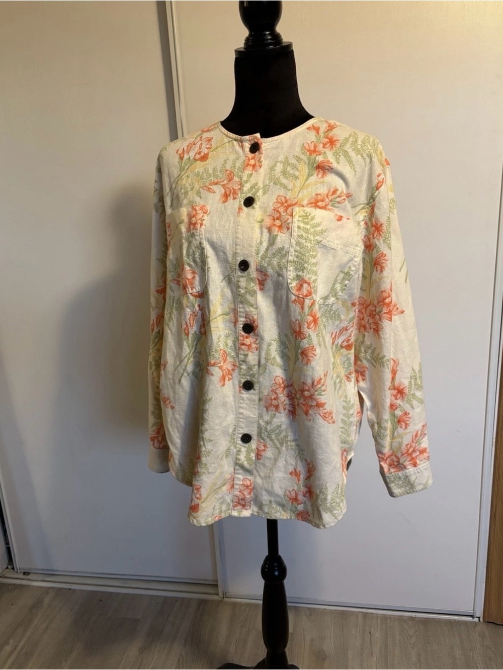 Jessie Lee Womens Top Size M Linen Blend Floral Cottagecore Coastal Travel Bloom